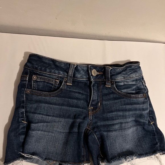 American Eagle Women’s Super Stretch Midi Jean Shorts Size 00 Cut Off - Picture 2 of 8